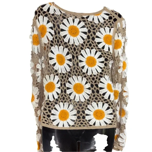 a Rebellion Jr Long Sleeve Daisy Crochet Top intricate floral pattern small - Picture 3 of 12